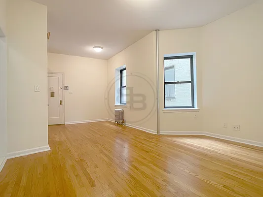 Rented by Corcoran | media 21