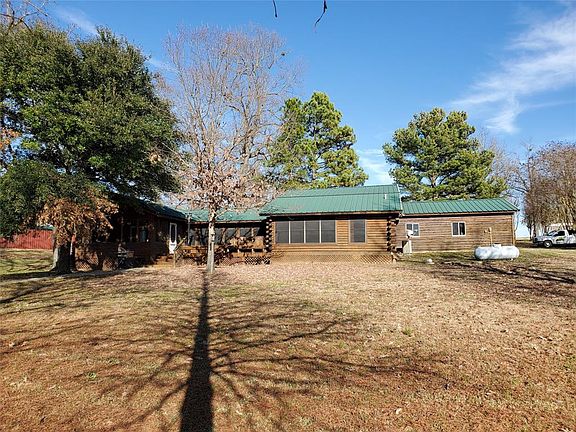 3rd image of 1076 County Road 2920