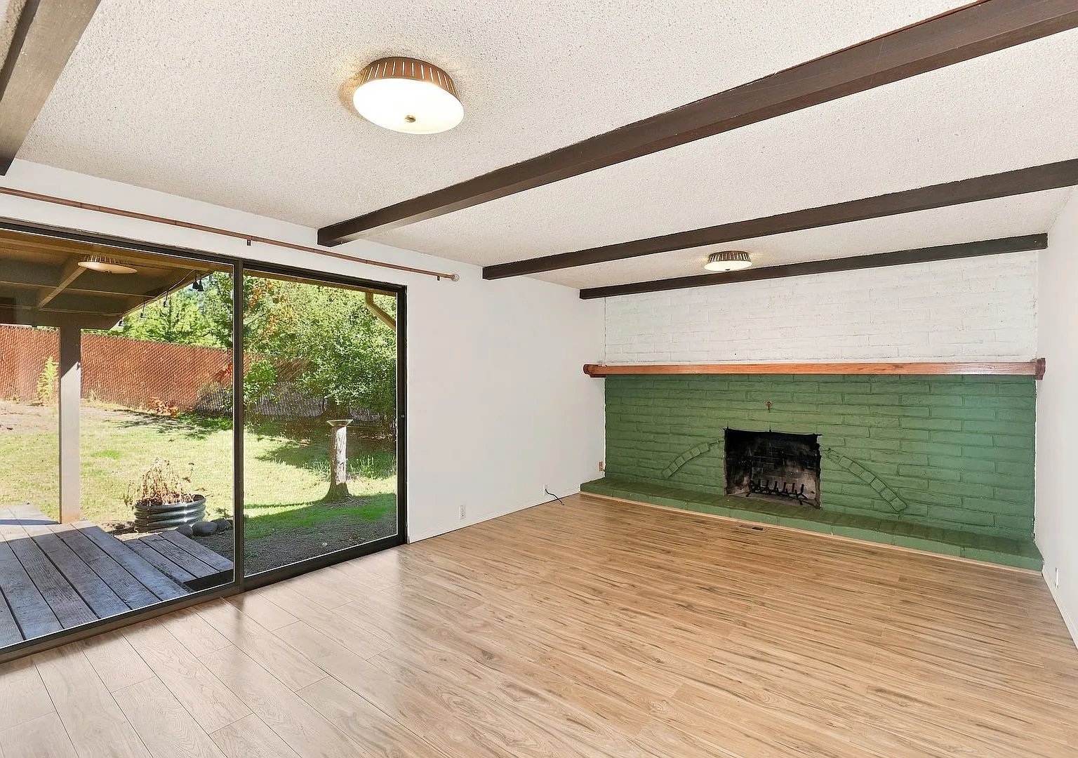 South Hills 3BD/2BA: Deck, Yard & Oversized Garage — Photo 3