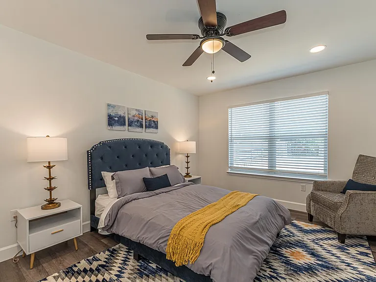 7605 Bennett Ave — Photo 15