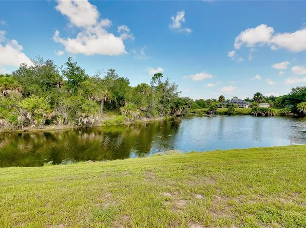 545 Pembroke Dr, Port Charlotte, FL 33954