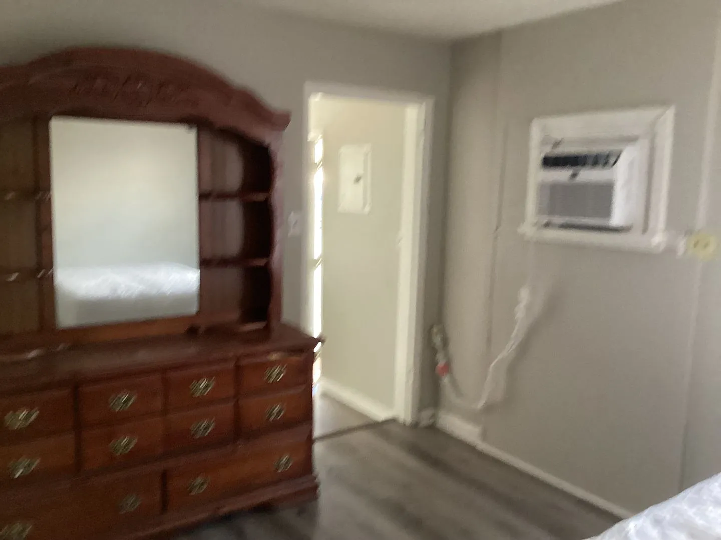 329 -G1- Town and Country Apartments — Photo 4