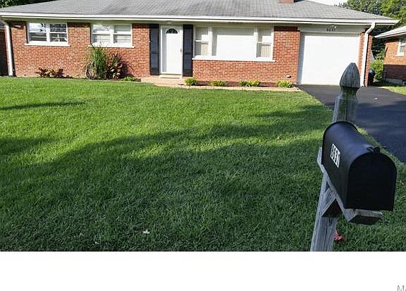 3rd image of 8631 Villa Crest Dr