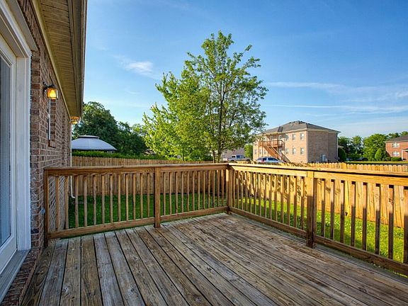 2nd image of 478 Catalpa Cir