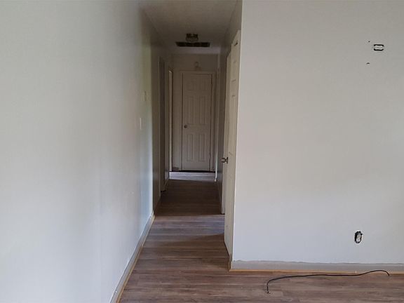 4th image of 6029 Concho Ct