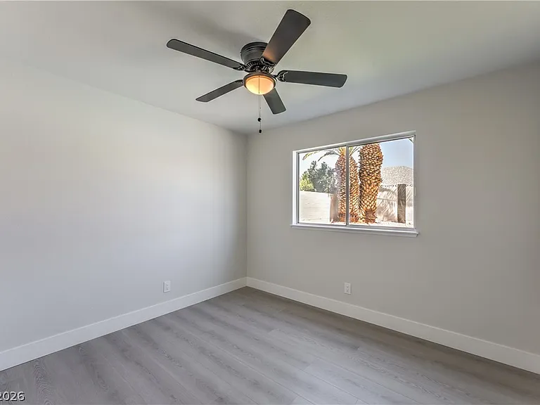 6348 Vicuna Dr — Photo 17