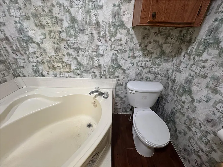 16415 Tamra Ct — Photo 28
