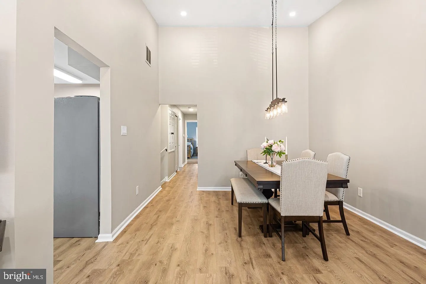 2 bed, 1448 sqft, $2,500 — Photo 3