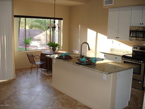 2nd image of 9808 N Sunrise Cir