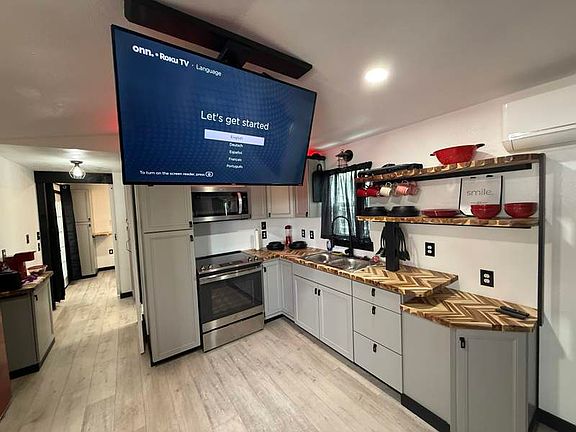 3rd image of 702 S Meridian Rd Space 812