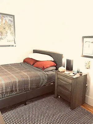 Rented by City Vista Inc | media 10