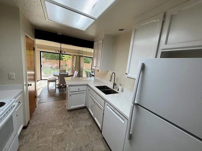 2014 Acacia Ct — Photo 7