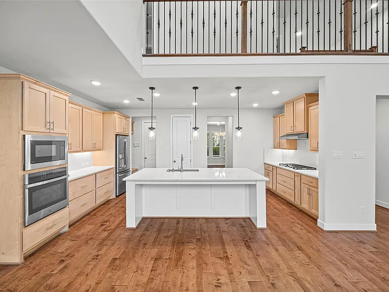 4627 Clear Creek Dr — Photo 6