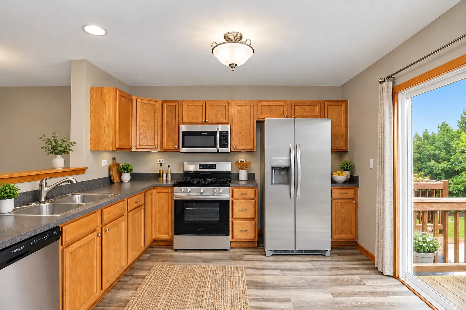 2 bed, 1.5 bath, 1631 sqft, $2,395 — Photo 4