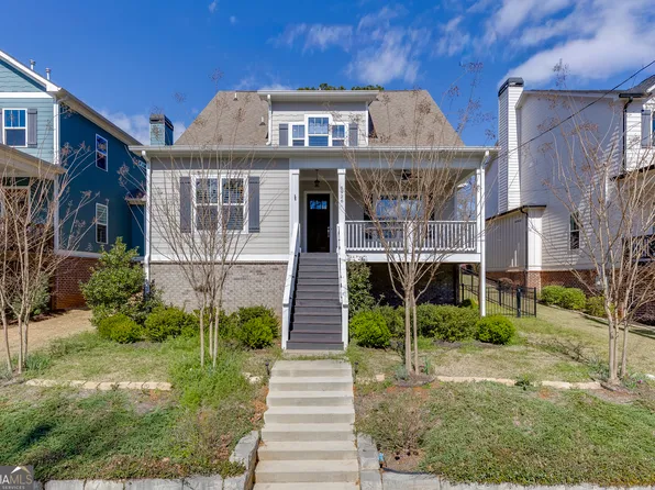 5926 Mitchell St, Flowery Branch, GA 30542