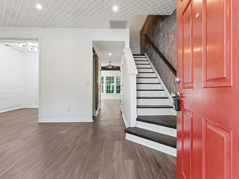 3401 Anderson Rd #4 — Photo 10