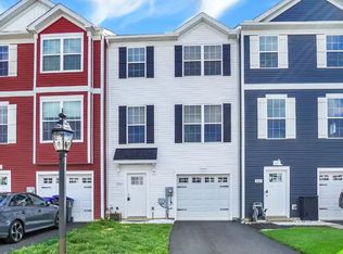 345 Avon Dr, Red Lion, PA 17356