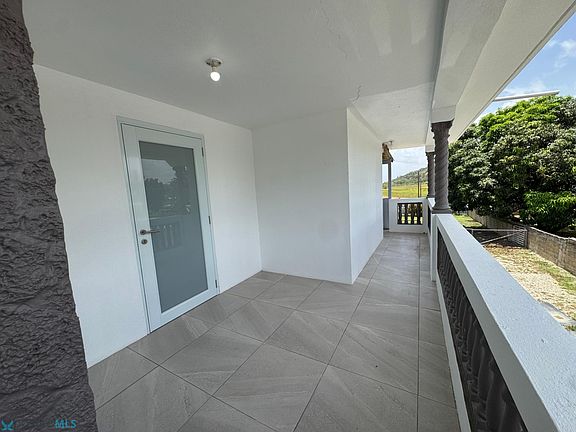 3rd image of 1 Villa Este #1
