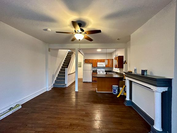 2nd image of 40 W Pomona St Floor 2