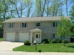 205 Eastview Dr, Parkersburg, WV 26104