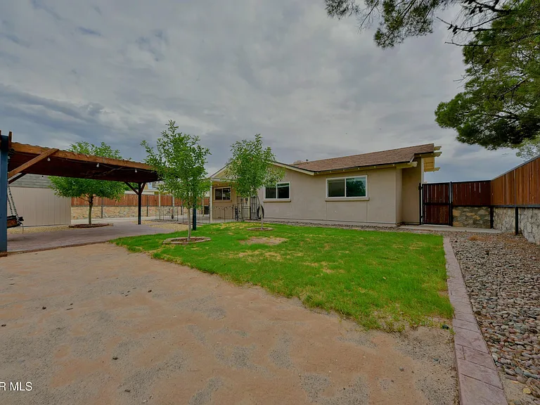 10348 Darin Rd — Photo 49