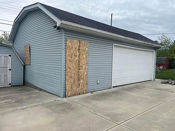 4th image of 4775 Hafey Ave
