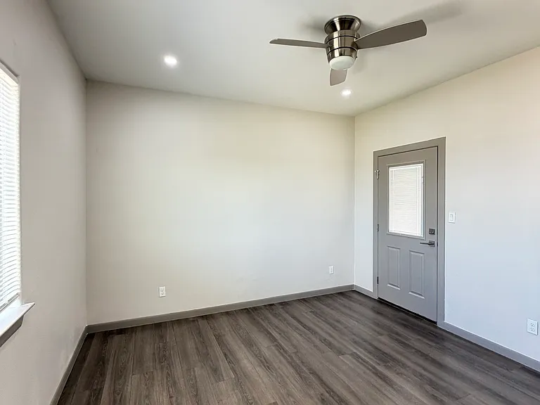 3302 S Sugar Rd #C — Photo 14