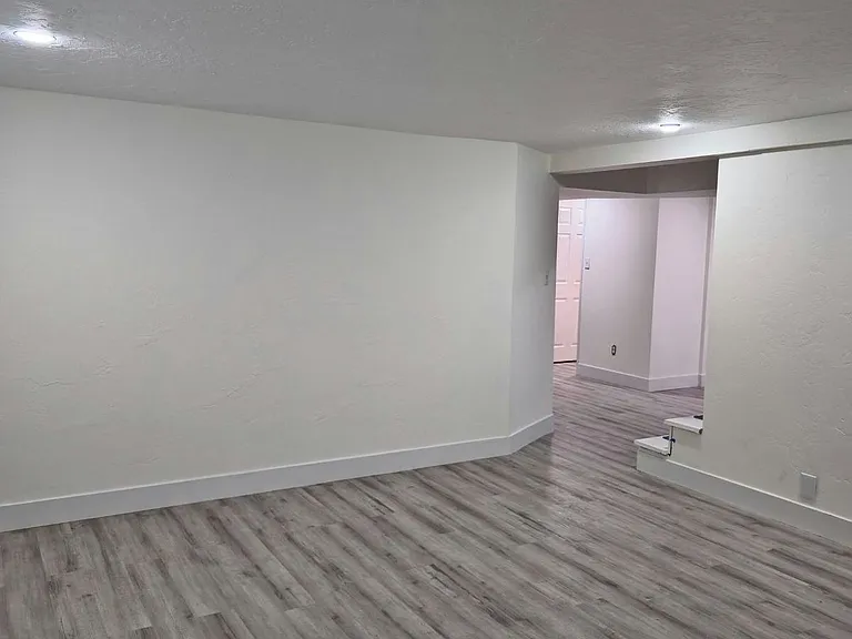 3723 W Kewanee Dr — Photo 10