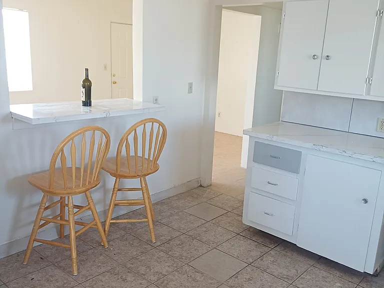 4039 E North St — Photo 9
