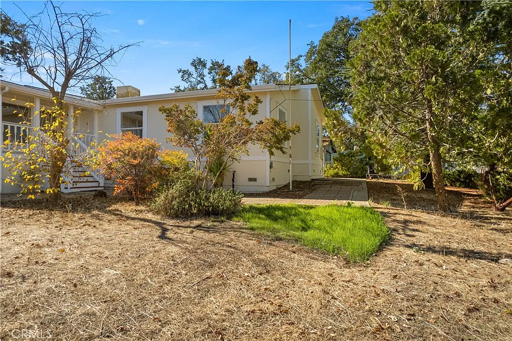 16143 18th Ave photo 1