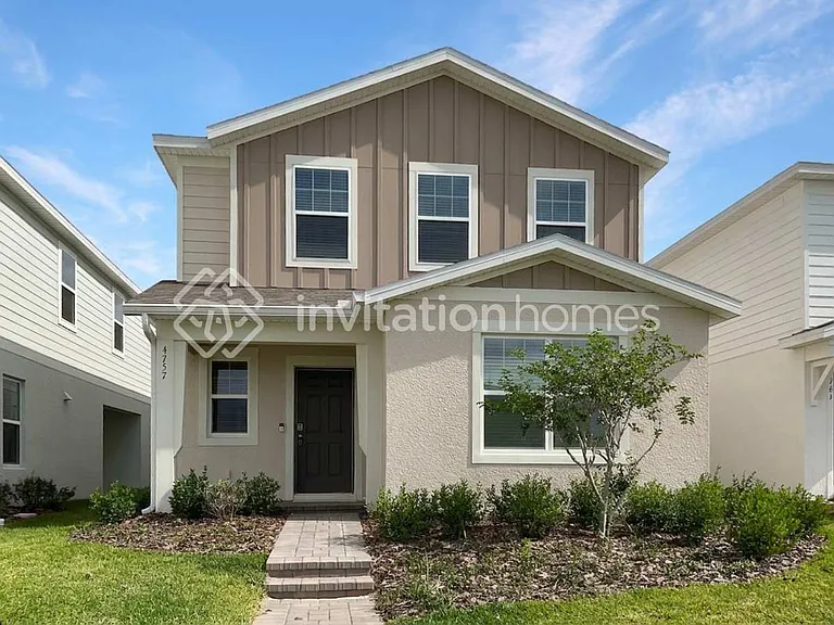 4757 Cedar Bark Aly — Photo 1