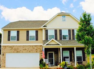 4270 Wedge Dr, Pfafftown, NC 27040