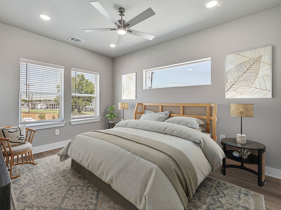 1st image of 1539 Sophia Ave