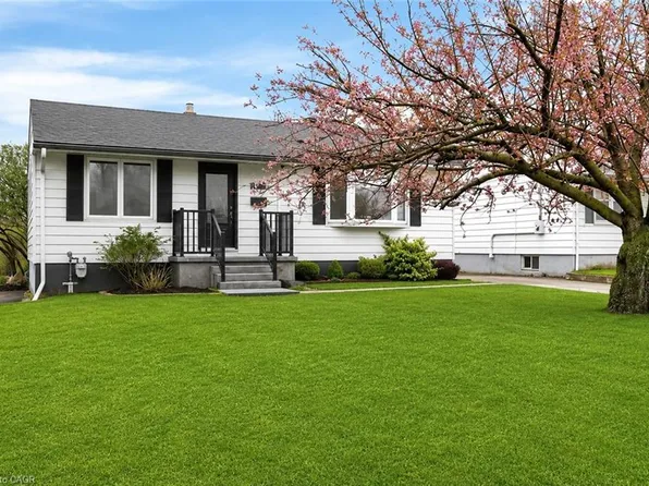 50 Lakeview Ave, Grimsby, ON L3M 3M2
