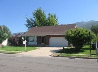 126 N Village Way, Fruit Heights, UT 84037