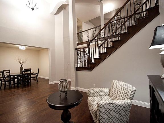 3rd image of 3501 Olivia Dr