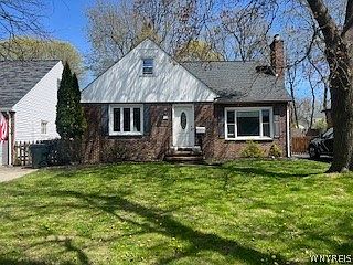 1st image of 118 Columbia Dr