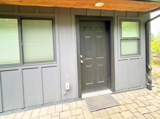 1511 SW Dolph Ct #B, Portland, OR 97219