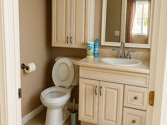 4th image of 6603 Crossway Dr