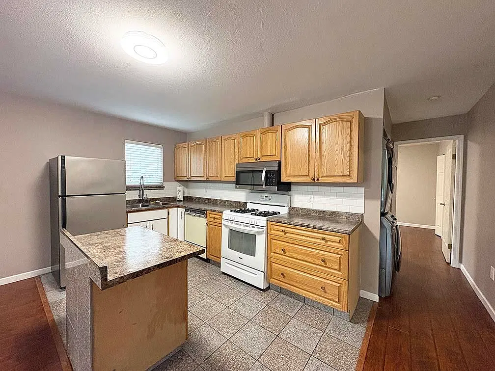1 bed, 503 sqft, $1,700 — Photo 4