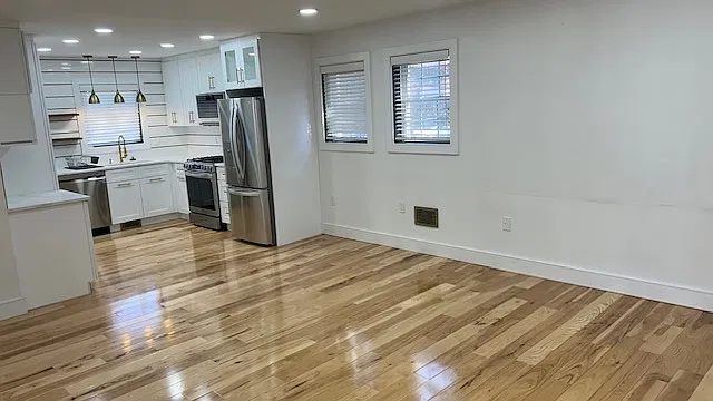 3 bed, $3,950 — Photo 4