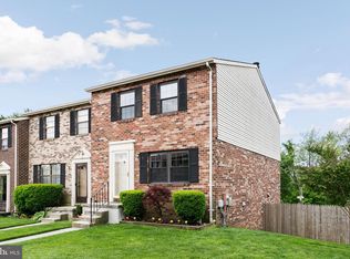 28 Badger Gate Ct, Catonsville, MD 21228