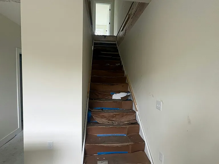 216 Hull Ave #1 — Photo 8