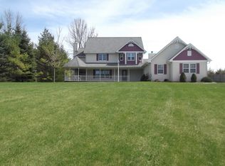 13925 Heyroth Ct, Mishicot, WI 54228