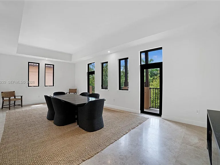 6226 Paradise Point Dr — Photo 41