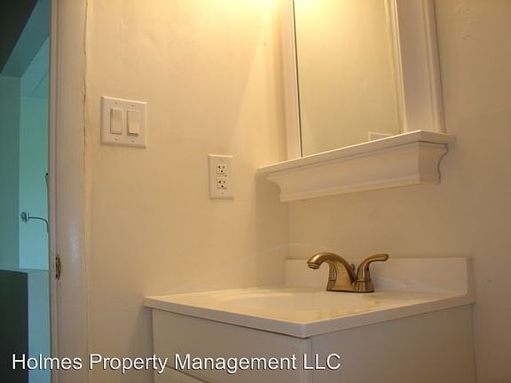5th image of 2718 Painter Ave APT A111