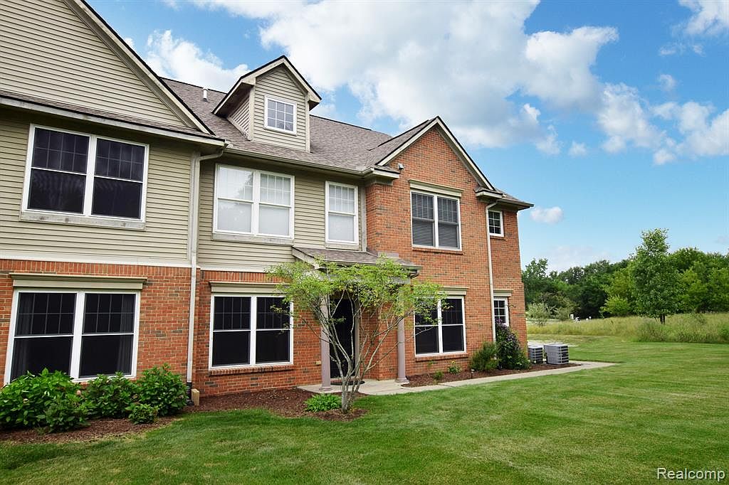 10123 Sunrise Dr, Grand Blanc, MI 48439 MLS 20230055902 Zillow
