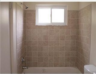 3rd image of 3092 Loma Dr