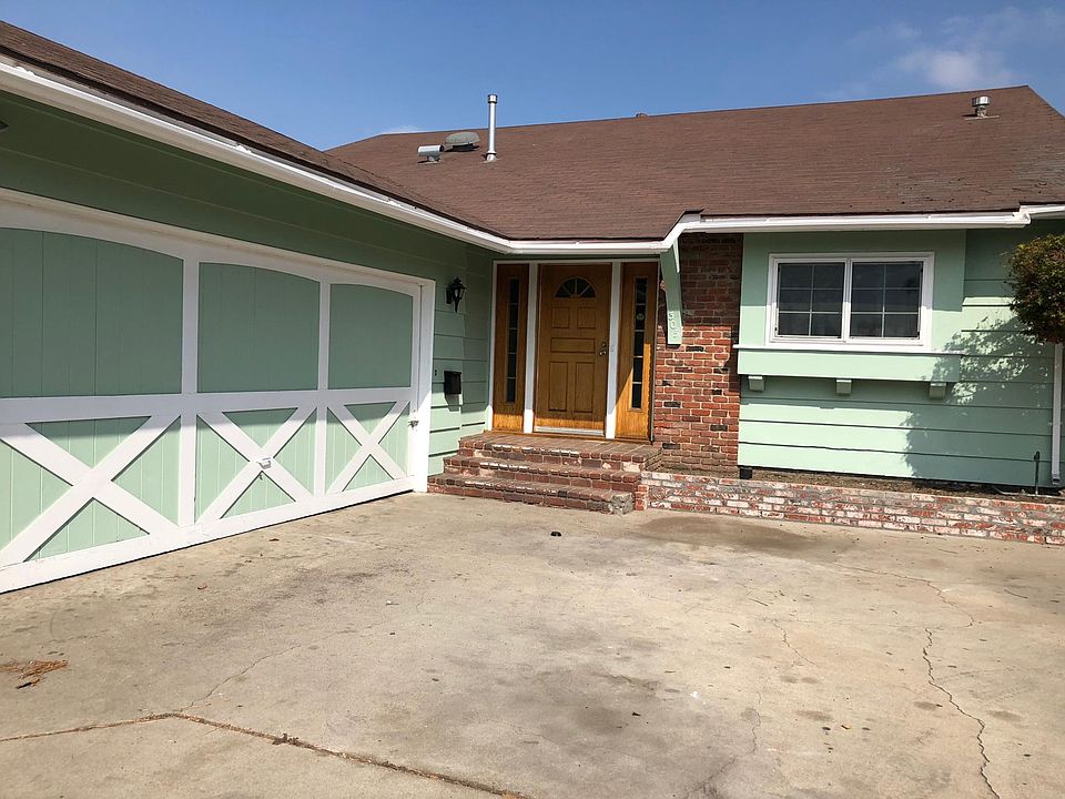 1st image of 305 E Tamarack Ave
