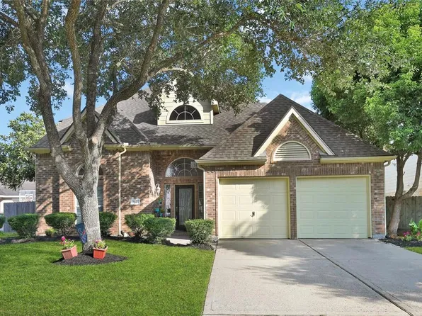 912 Elm Pointe, League City, TX 77573